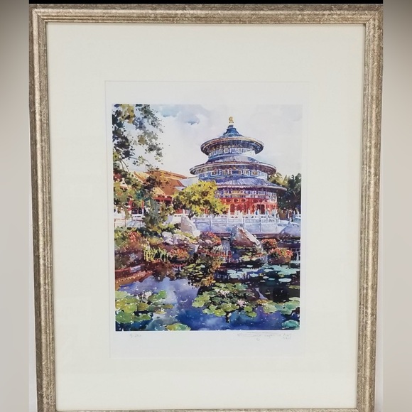 Disney EPCOT 2001 International Flower & Garden Festival Limited Edition